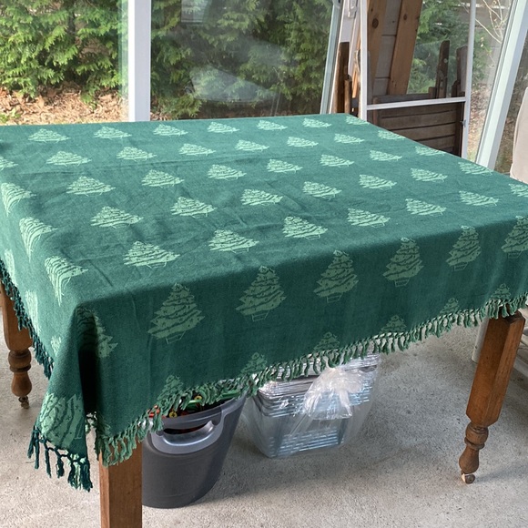 Christmas Tree Cotton Tablecloth - Picture 4 of 8